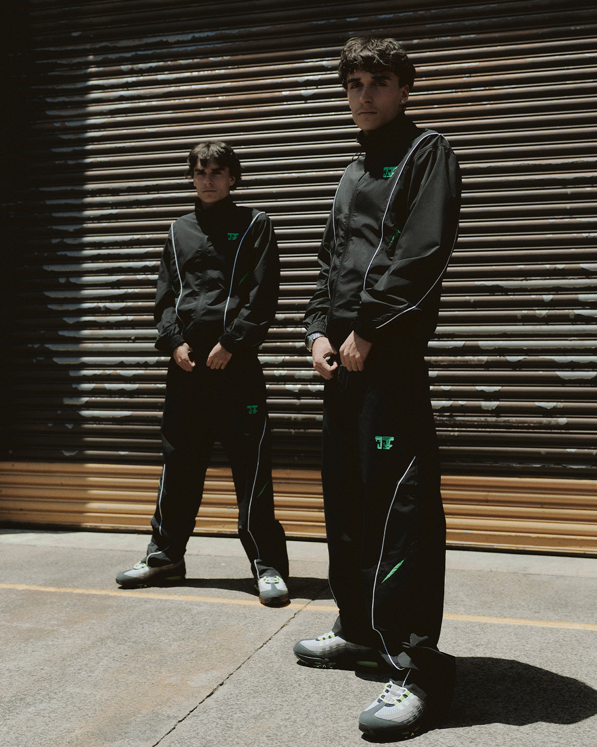 MILITANT SHOCS TRACK JACKET - BLACK/GREEN