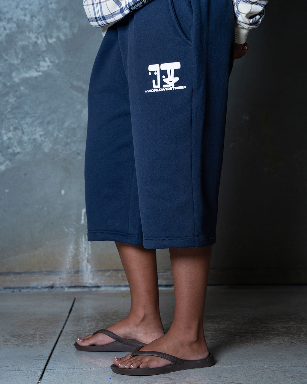 WWT LOGO FLEECE SHORTS - NAVY BLUE