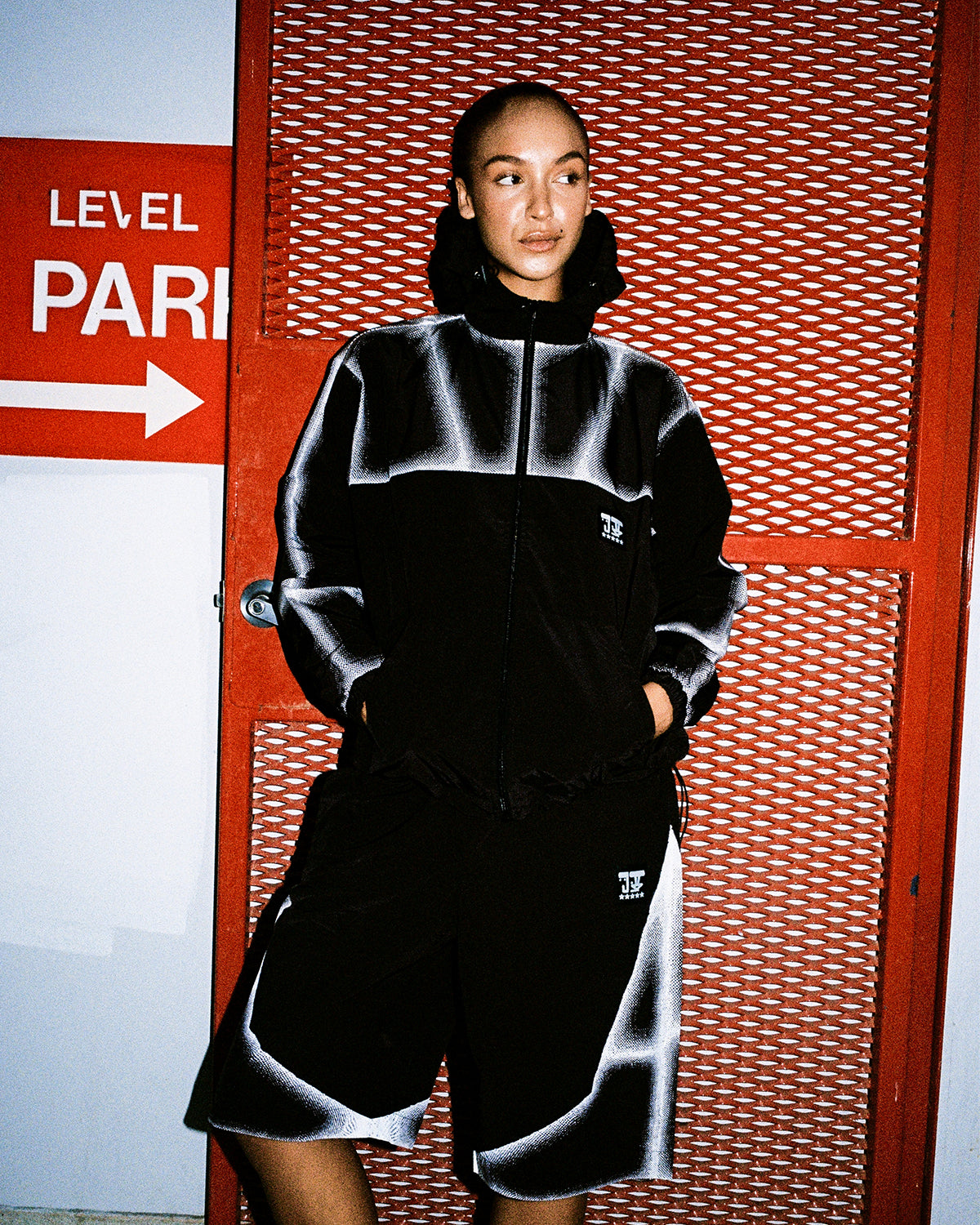 JADA HALFTONE SHORTS - BLACK