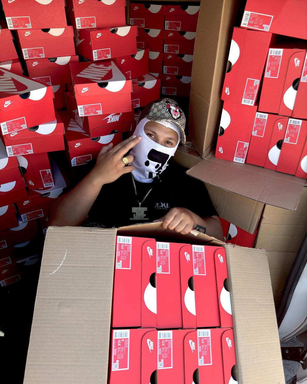 NIKE AIR MAX DN GIVEAWAY